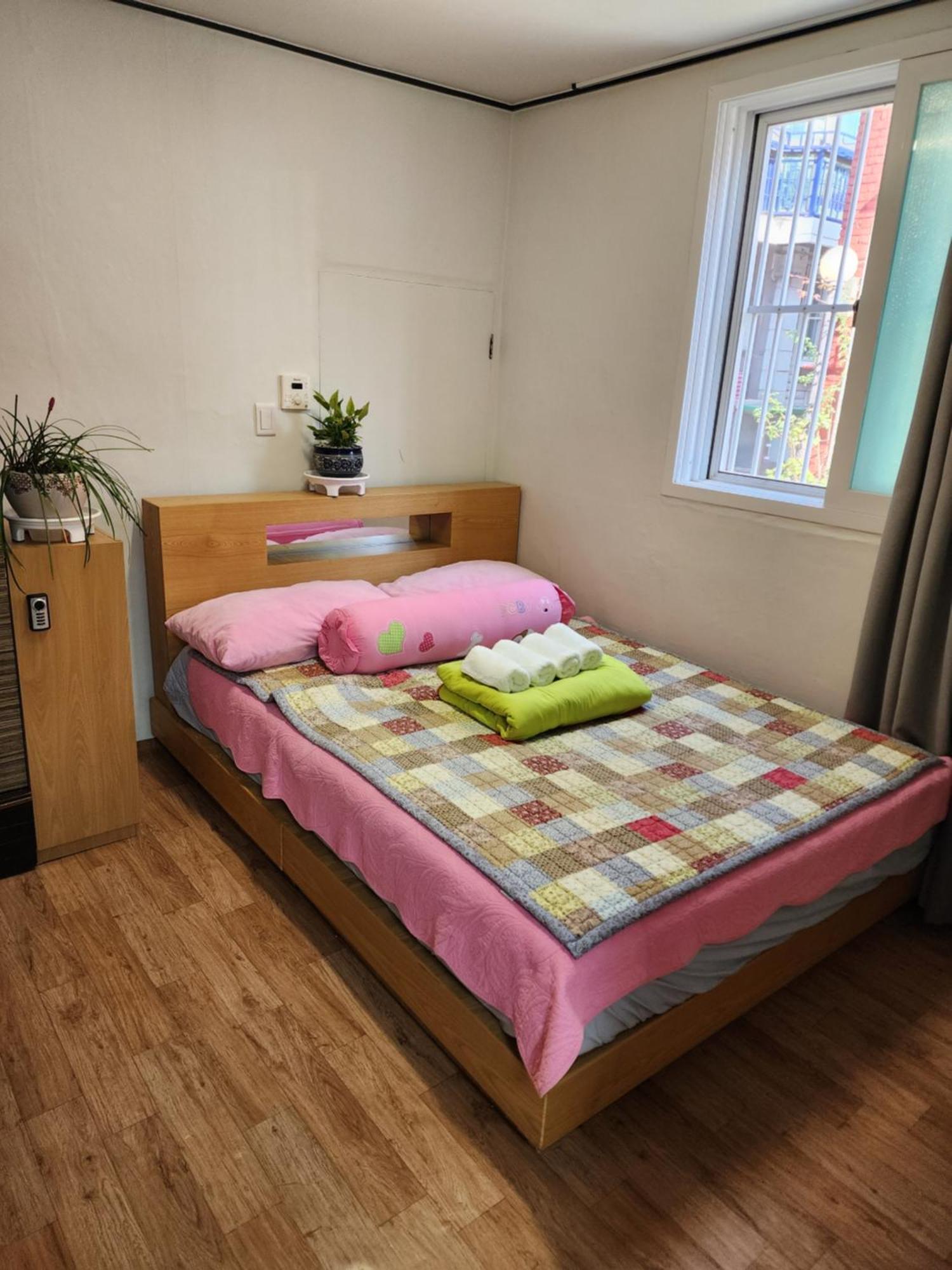 Disco Pangpang Guesthouse Incheon Quarto foto